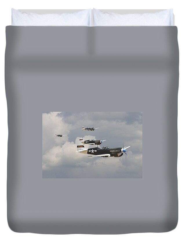Aircraft Duvet Cover featuring the photograph P40 Warhawk 7Sqdn by Pat Speirs