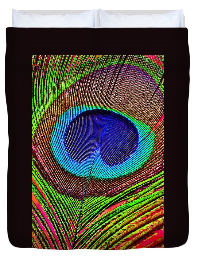 Peacock Feather Close Up Duvet Cover For Sale By Garry Gay