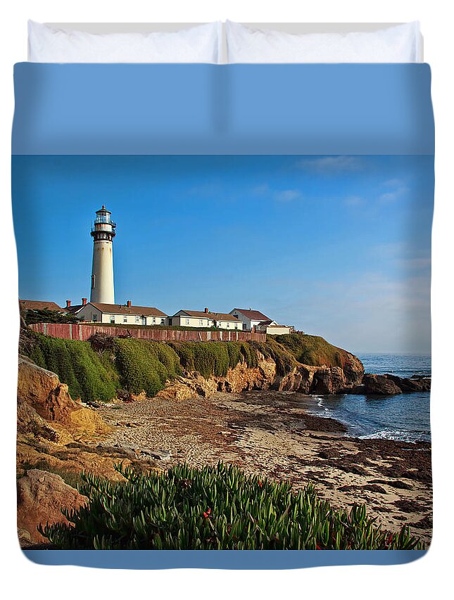 Pigeon Point Duvet Cover featuring the photograph Pigeon Point Lighthouse by Randy Wehner