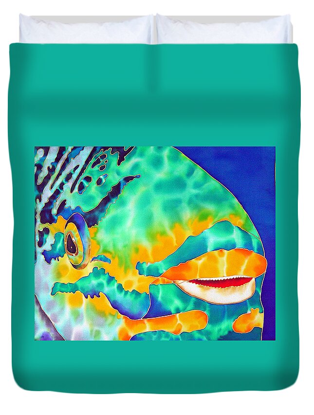 Diving Duvet Cover featuring the painting Queen Parrotfish by Daniel Jean-Baptiste