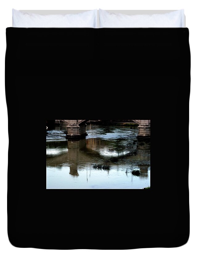 Italy Duvet Cover featuring the photograph Reflection Tevere by Joseph Yarbrough