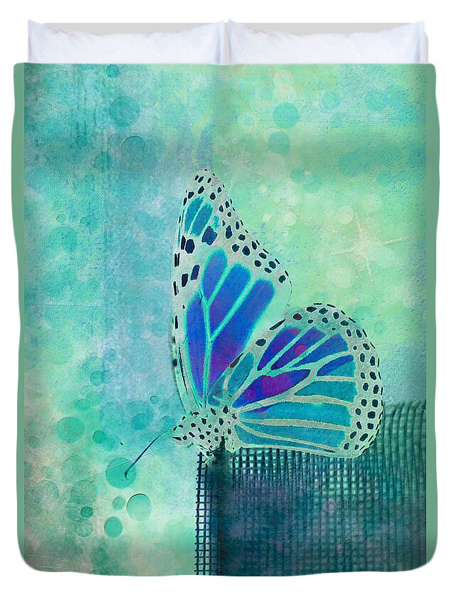 Butterfly Duvet Cover featuring the digital art Reve de Papillon - s02b by Variance Collections