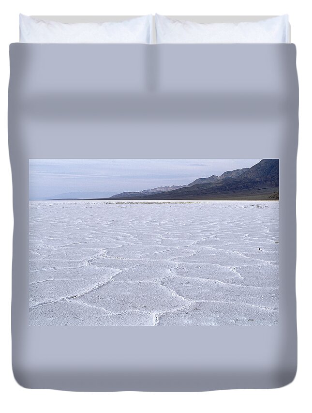 Mp Duvet Cover featuring the photograph Salt Flats At Badwater With Polygon by Konrad Wothe