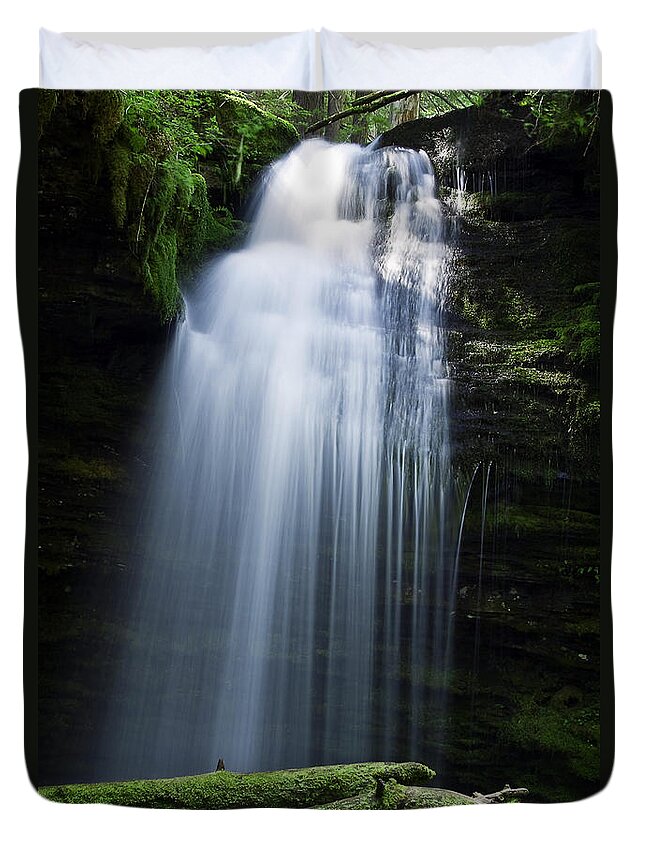 Moss Duvet Cover featuring the photograph Shadow Falls by Joseph Noonan