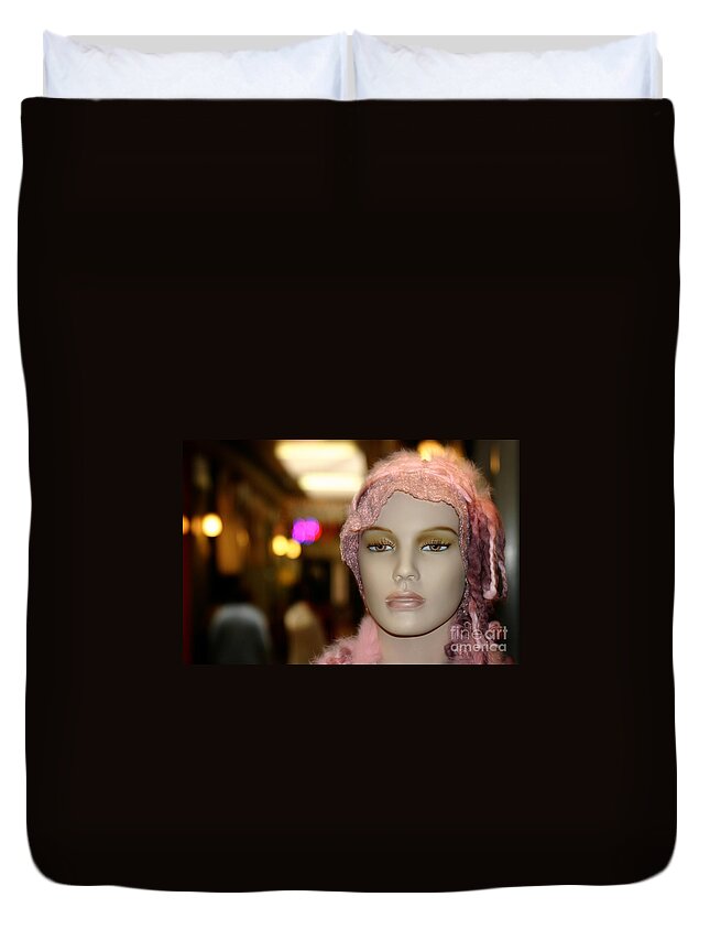 Ventura Duvet Cover featuring the photograph Shopping Girl by Henrik Lehnerer