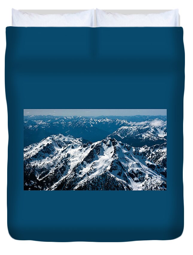 Olympic Mountains Duvet Cover featuring the photograph Soaring Over the Olympics by Mike Reid