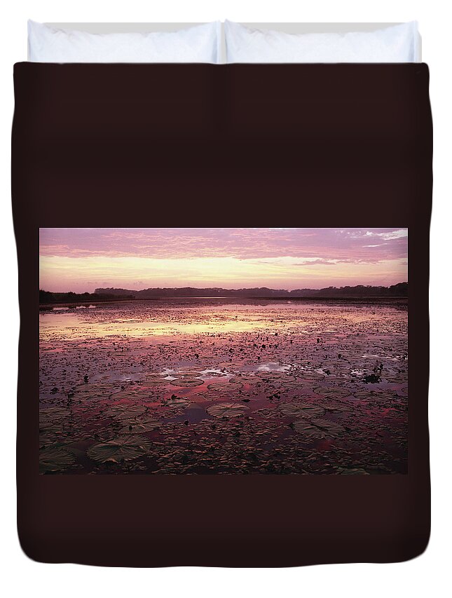 Mp Duvet Cover featuring the photograph Sunrise Over The Pongolo Flood Plain by Gerry Ellis
