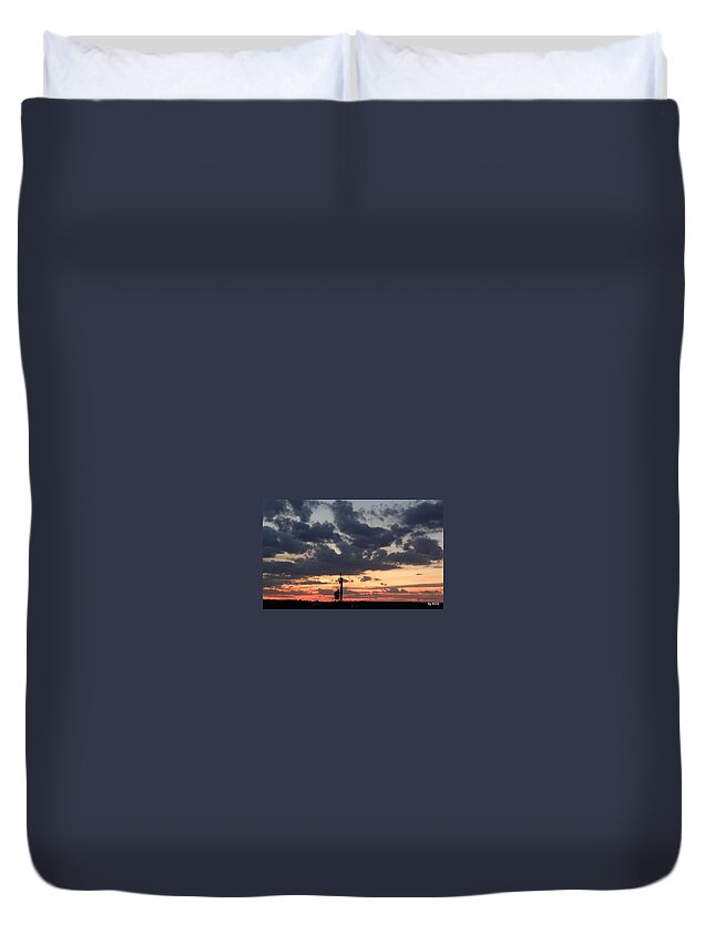 Sunset Duvet Cover featuring the photograph Sunset over the Outer Banks by Kim Galluzzo Wozniak