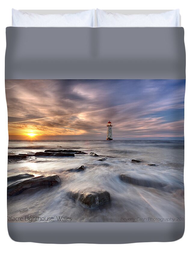 Lighthouse Duvet Cover featuring the photograph Talacre Lighthouse by B Cash