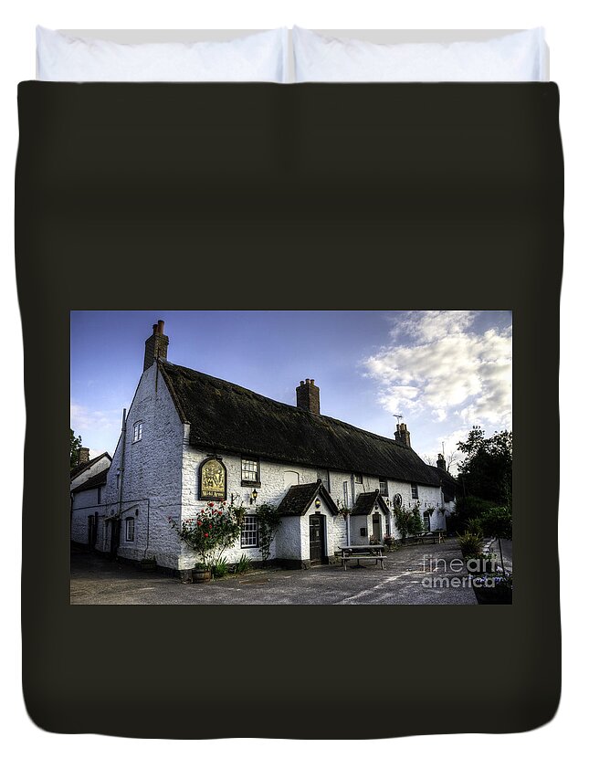 Weld Arms Lulworth Duvet Cover featuring the photograph The Weld Arms by Rob Hawkins