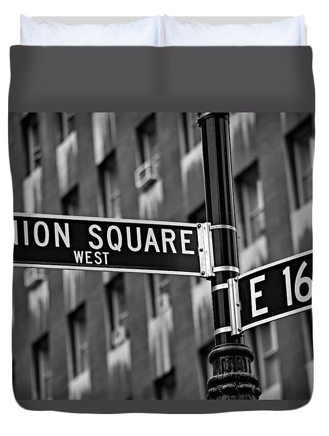 Union Square Duvet Cover featuring the photograph Union Square West by Susan Candelario