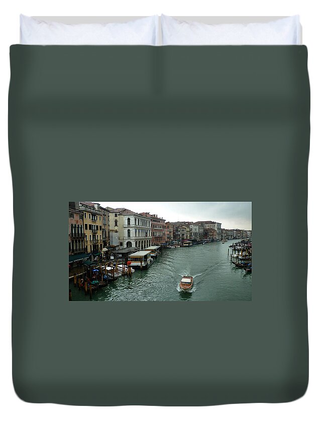 Venice Duvet Cover featuring the photograph Venice - 15 by Ely Arsha