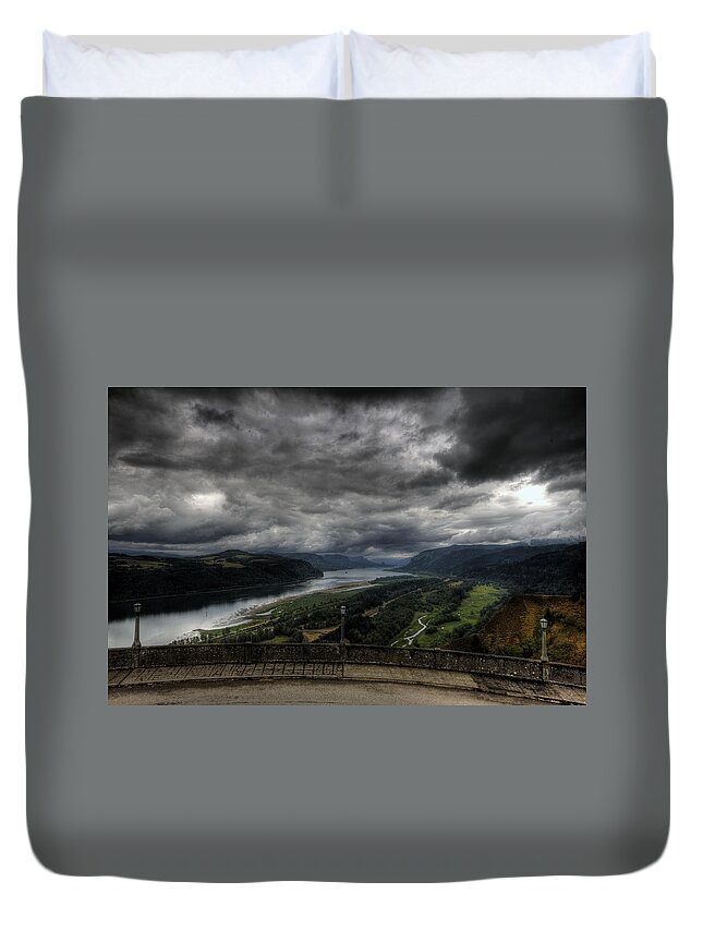 Hdr Duvet Cover featuring the photograph Vista House View by Brad Granger