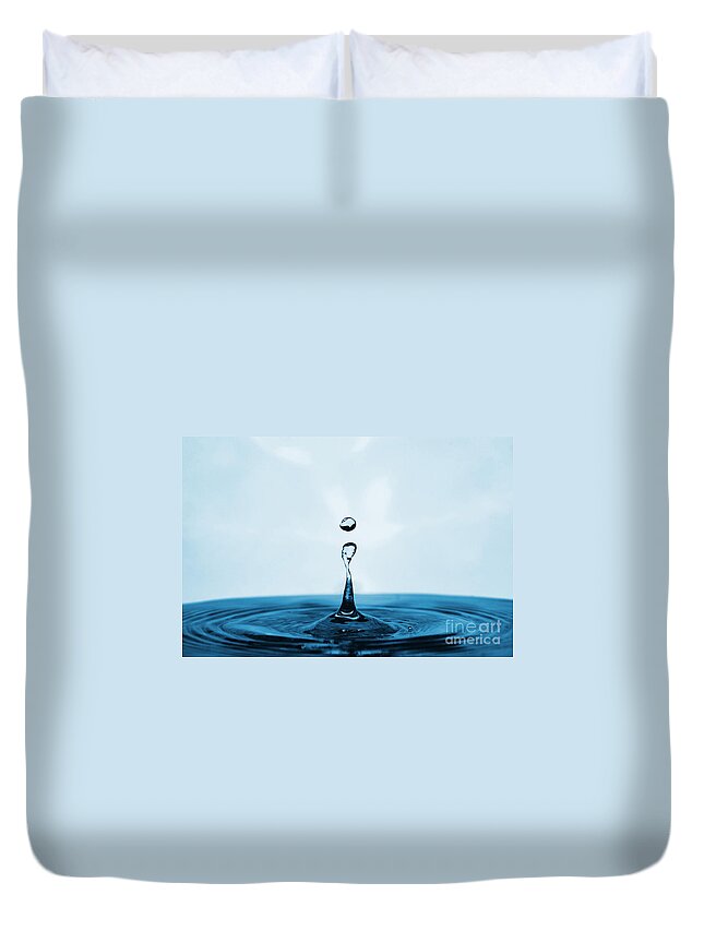 Water Duvet Cover featuring the photograph Water Drop in Blue by Paul Topp