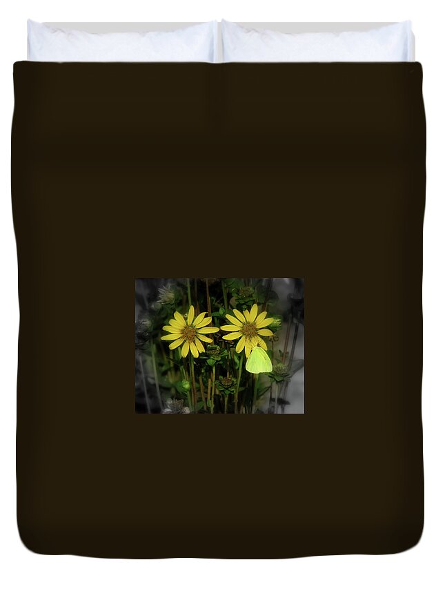 Nature Duvet Cover featuring the photograph Yellow Fellows by Peggy Urban