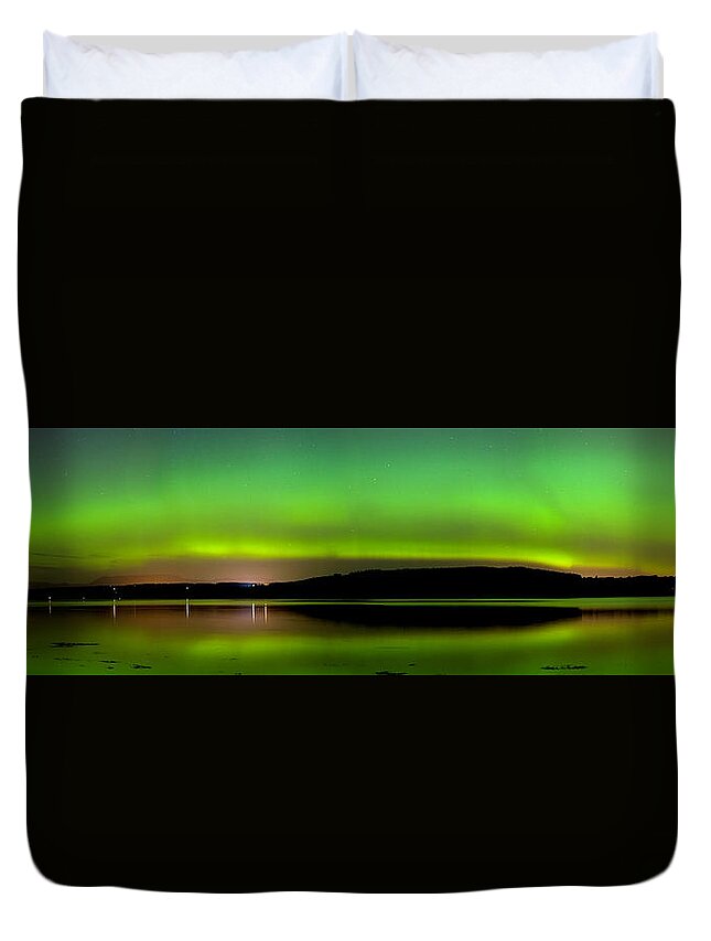 Aurora Borealis Duvet Cover featuring the photograph Aurora Over The Beauly Firth by Gavin Macrae