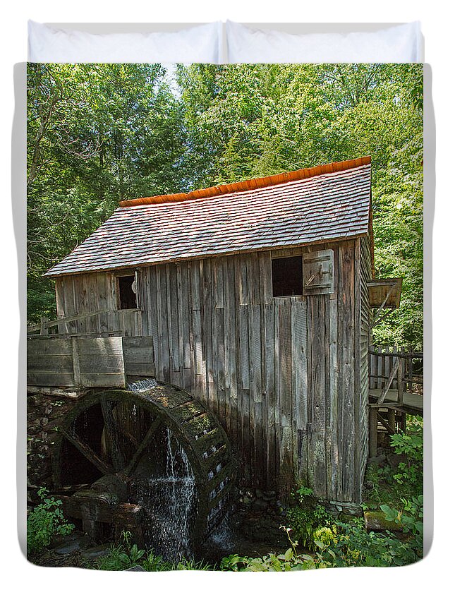 Cable Mill Historic Area Duvet Cover featuring the photograph Cable Grist Mill #1 by Fred Stearns