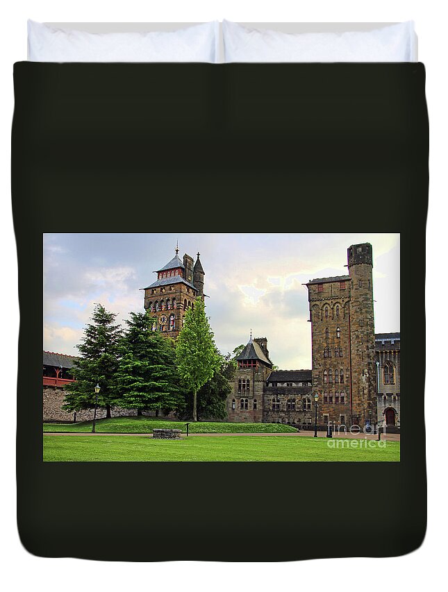 Cardiff Castle Duvet Cover featuring the photograph Cardiff Castle 8403 #2 by Jack Schultz