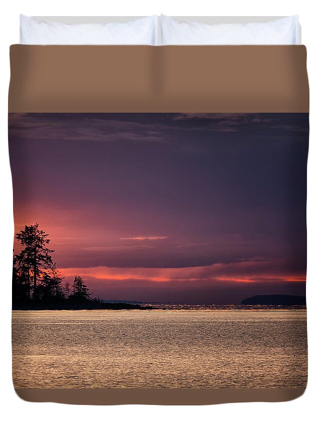 Rathtrevor Park Duvet Cover featuring the photograph Craig Bay Sunset #1 by Randy Hall