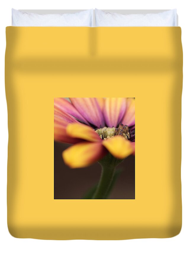 Flower Duvet Cover featuring the photograph Daisy #1 by Chris Smith