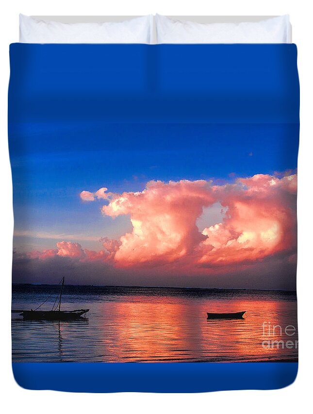 Sunrise Duvet Cover featuring the photograph Dawn #1 by Pravine Chester