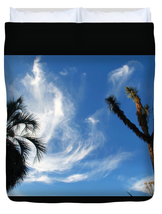 Los Angeles Duvet Cover featuring the photograph @Huntington Gardens Los Angeles #1 by Jim McCullaugh