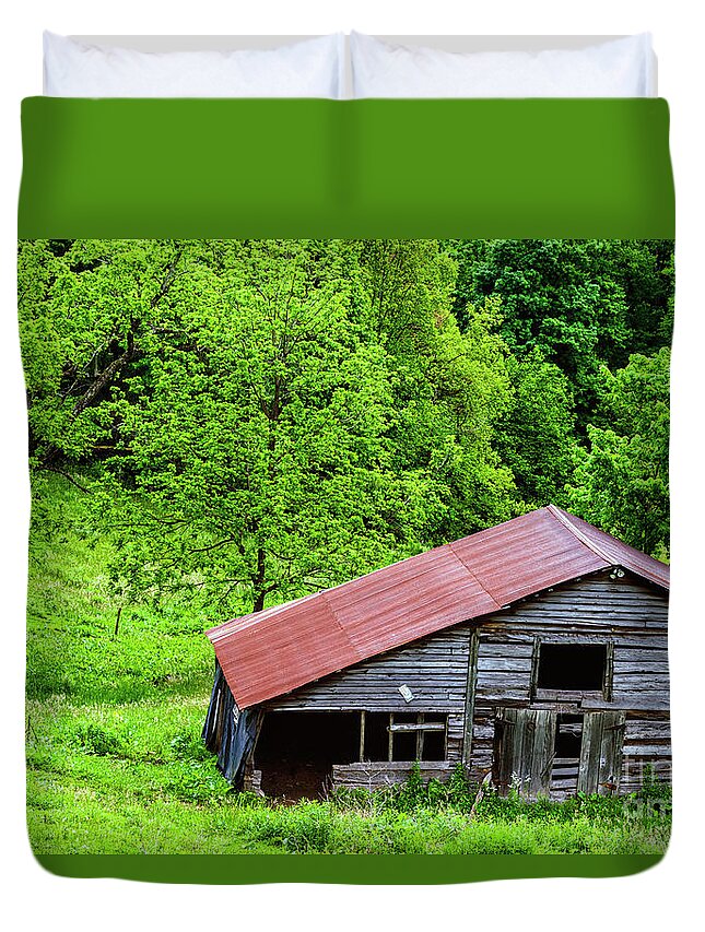 Barn Duvet Cover featuring the photograph Pasture Field and Barn #1 by Thomas R Fletcher