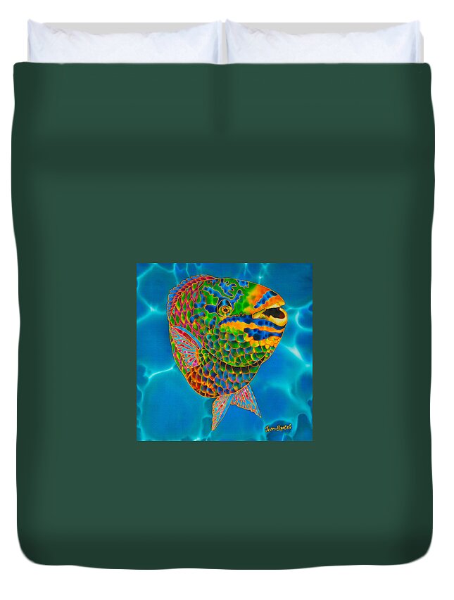 Diving Duvet Cover featuring the painting Queen Parrotfish by Daniel Jean-Baptiste