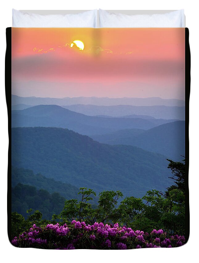 Appalachian Mountains Duvet Cover featuring the photograph Roan Mountain Sunset #2 by Serge Skiba