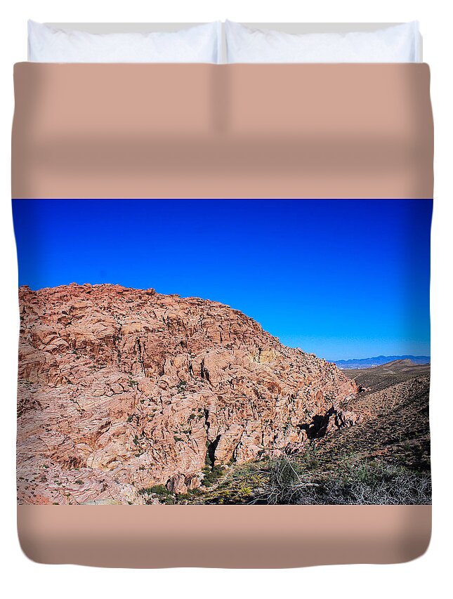 Red Rock Duvet Cover featuring the photograph Rocks #1 by Bill Rogers