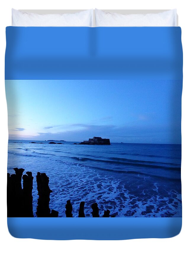 Sea Duvet Cover featuring the photograph sea #1 by Miki Senabre