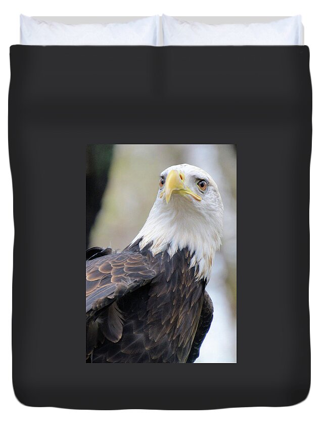 Birds Duvet Cover featuring the photograph Sign of Strength #1 by Charles HALL