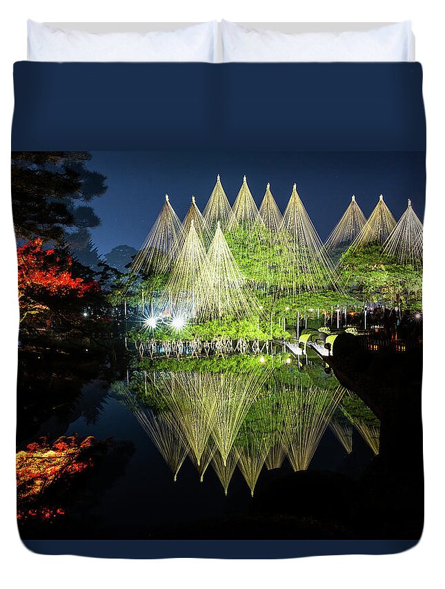 Landscape Duvet Cover featuring the photograph Snow guard - Kenroku Park #1 by Hisao Mogi