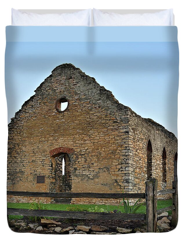 Abandoned Duvet Cover featuring the photograph Stone Church #1 by Bonfire Photography