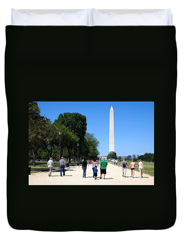 Washington Duvet Cover featuring the photograph Washington Monument #1 by Kenny Glover