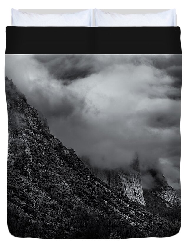 Yosemite Duvet Cover featuring the photograph Yosemite Valley Panorama in Black and White by Alexander Fedin
