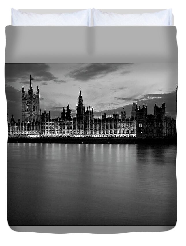 Westminster Bridge Thames Duvet Cover featuring the photograph Big Ben and the houses of Parliament #16 by David French