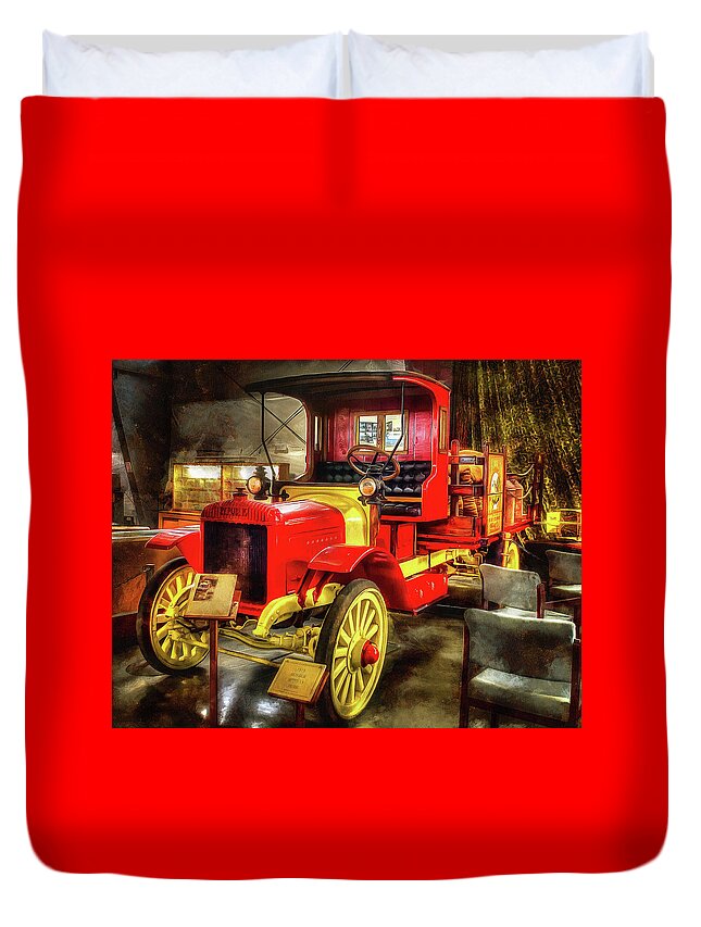  Duvet Cover featuring the photograph 1919 Republic Truck by Thom Zehrfeld