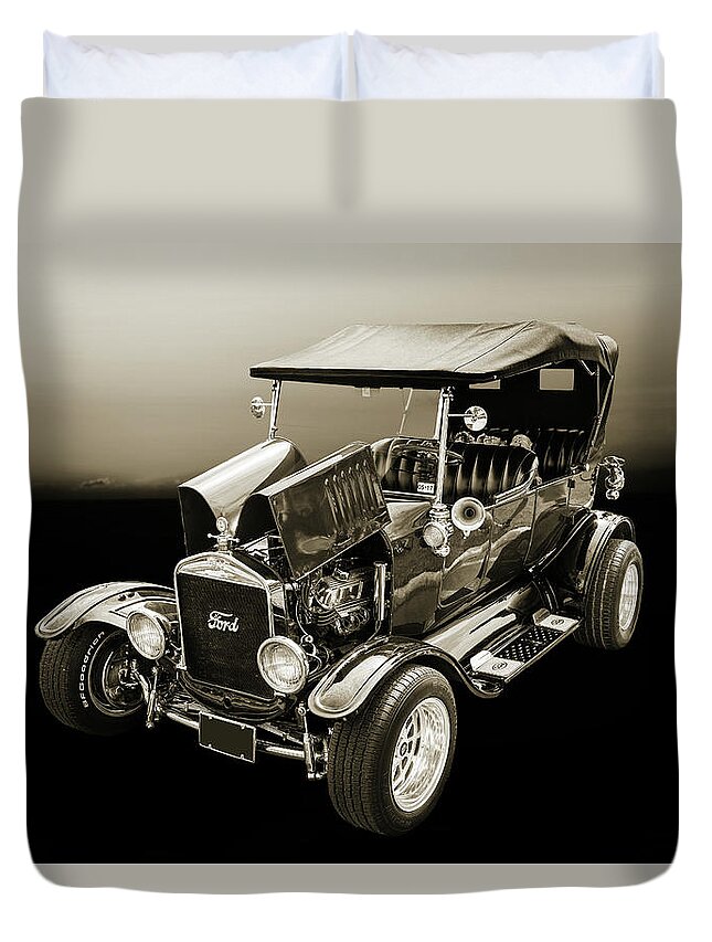 1924 Ford Model T Touring Hot Rod 5509.204 Duvet Cover