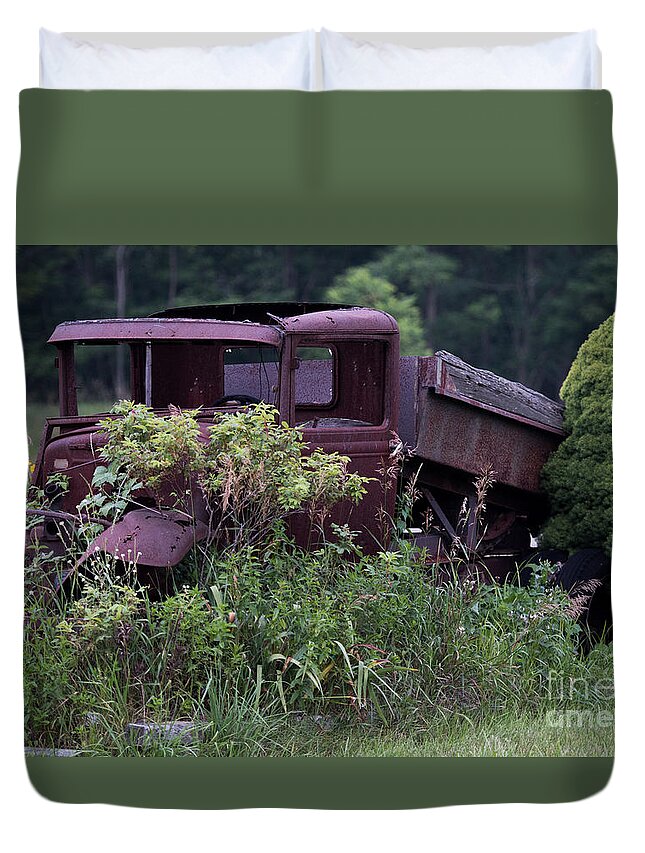 Ford Duvet Cover featuring the photograph 1931 Ford Model A 1 by Wesley Farnsworth