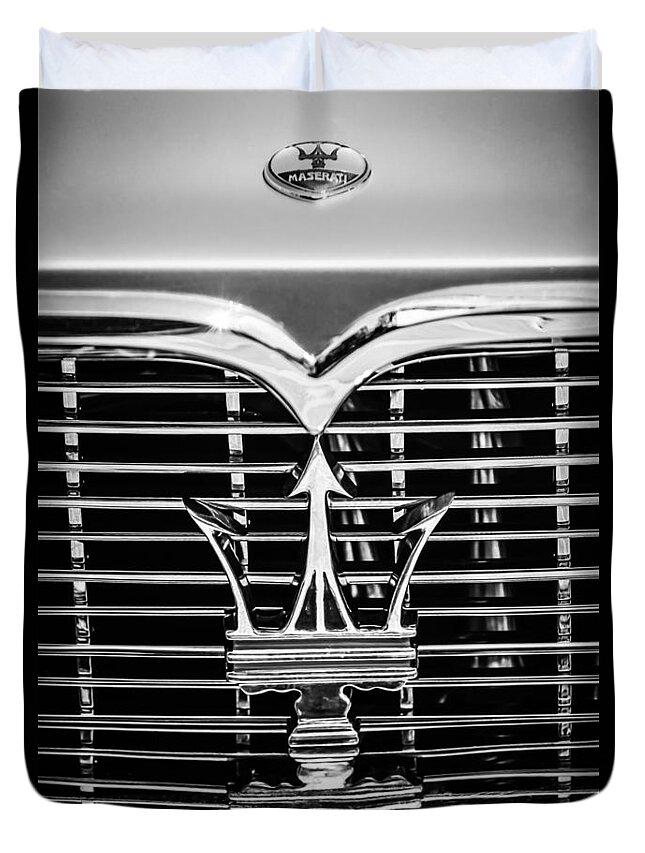 1961 Maserati 3500 Gt Coupe Speciale Grille Emblem Duvet Cover featuring the photograph 1961 Maserati 3500 GT Coupe Speciale Grille Emblem -0995bw by Jill Reger
