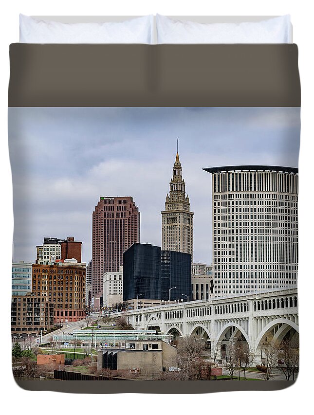 Belt Duvet Cover featuring the photograph Cleveland Skyline #2 by Cityscape Photography
