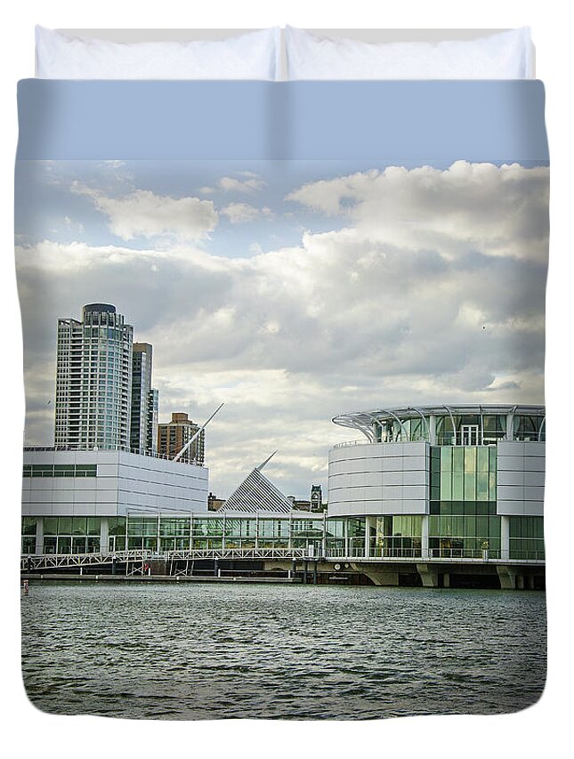Discovery World Duvet Cover featuring the photograph Discovery World #1 by Susan McMenamin