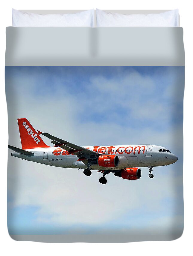 Easyjet Duvet Cover featuring the photograph EasyJet Airbus A319-111 by Smart Aviation