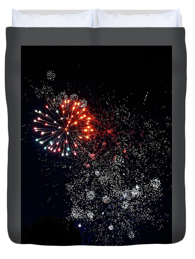 Night Duvet Cover featuring the photograph Fireworks3 by Doolittle Photography and Art