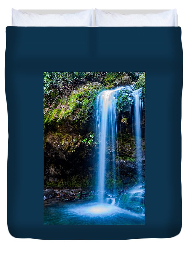 Great Smoky Mountains National Park Duvet Cover featuring the photograph Grotto Falls #2 by Jay Stockhaus