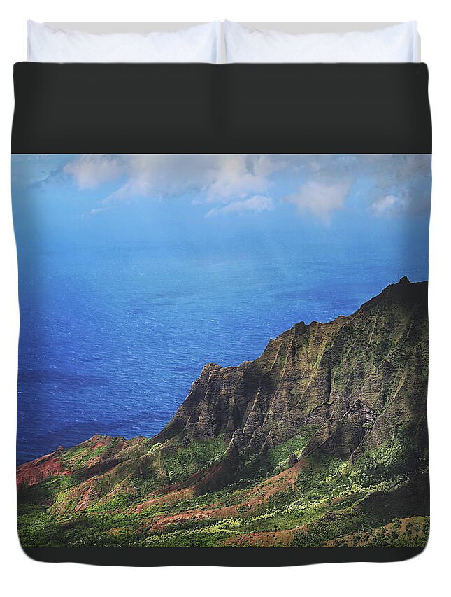 Kauai Duvet Cover featuring the photograph To the Ends of the Earth #3 by Laurie Search