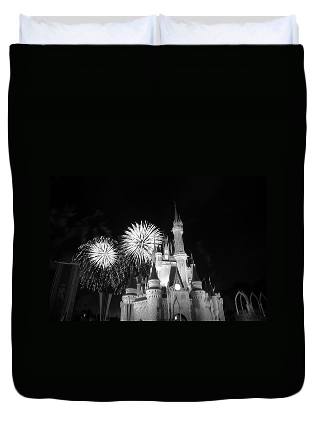 Magic Kingdon Duvet Cover featuring the photograph Cinderella Castle #20 by Rob Hans