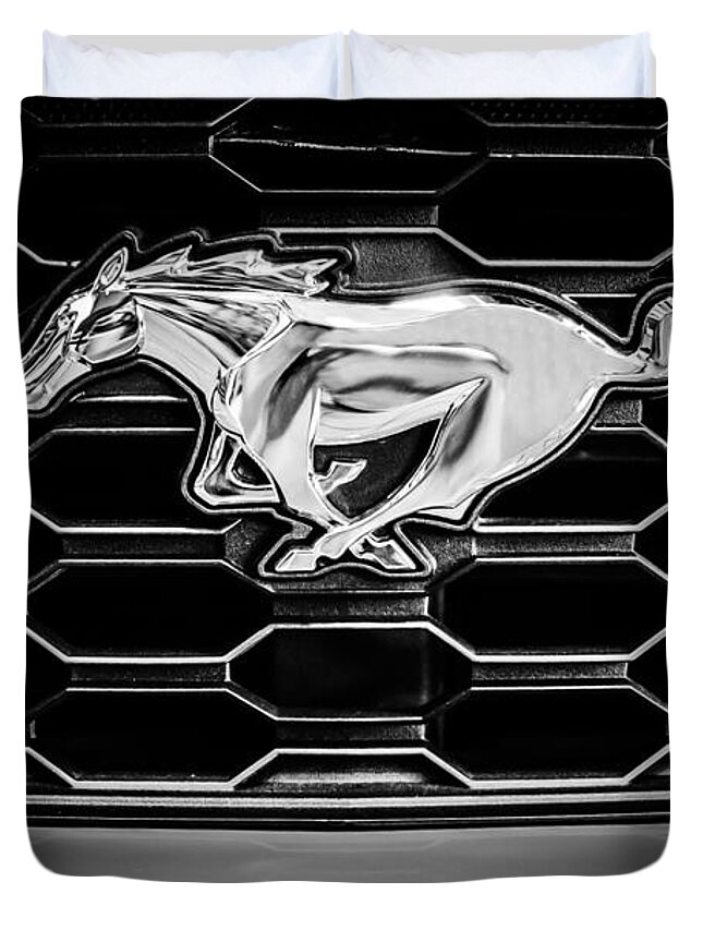 2015 Ford Mustang Grille Emblem Duvet Cover featuring the photograph 2015 Ford Mustang Grille Emblem -0104bw by Jill Reger