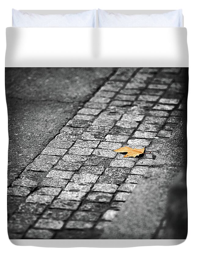 Leaf Duvet Cover featuring the photograph Leaf #32 by Mariel Mcmeeking